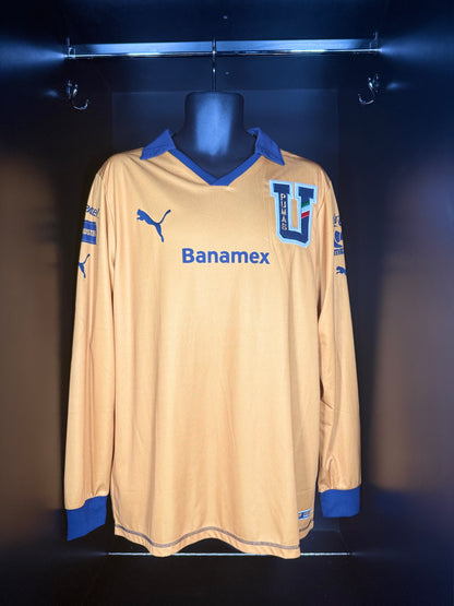 Pumas UNAM Palencia #17 - Puma - 2011/2012 - LIMITED EDITION "Anniversary" Kit