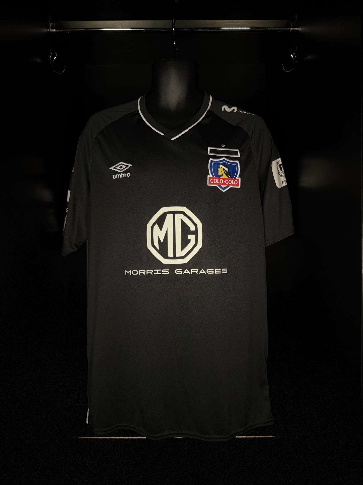 Colo Colo Insaurralde #6 - Umbro - 2020/2021 - AWAY Kit