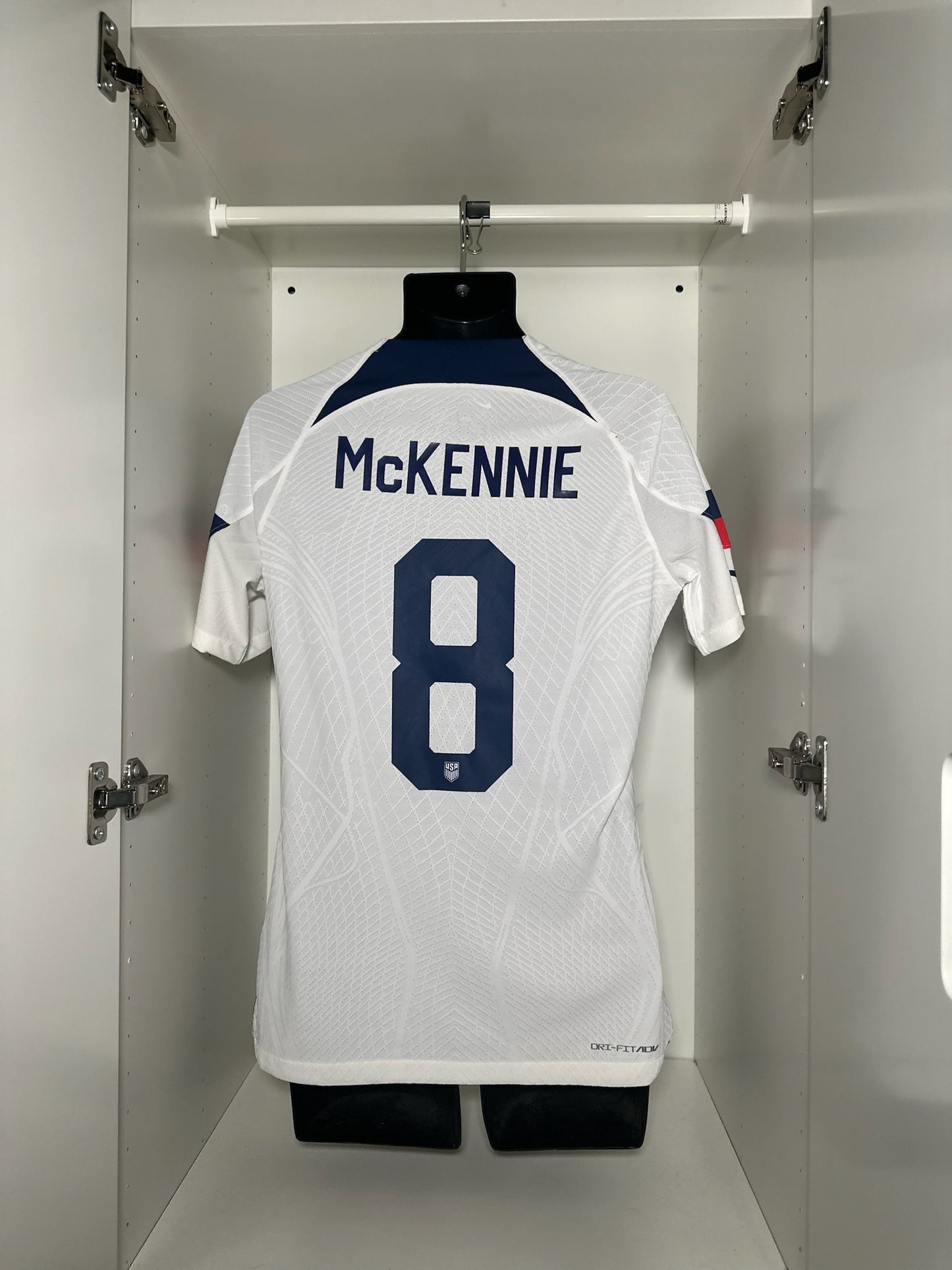 United States (USA) McKennie #8 - Nike - 2022/2023 - HOME Kit