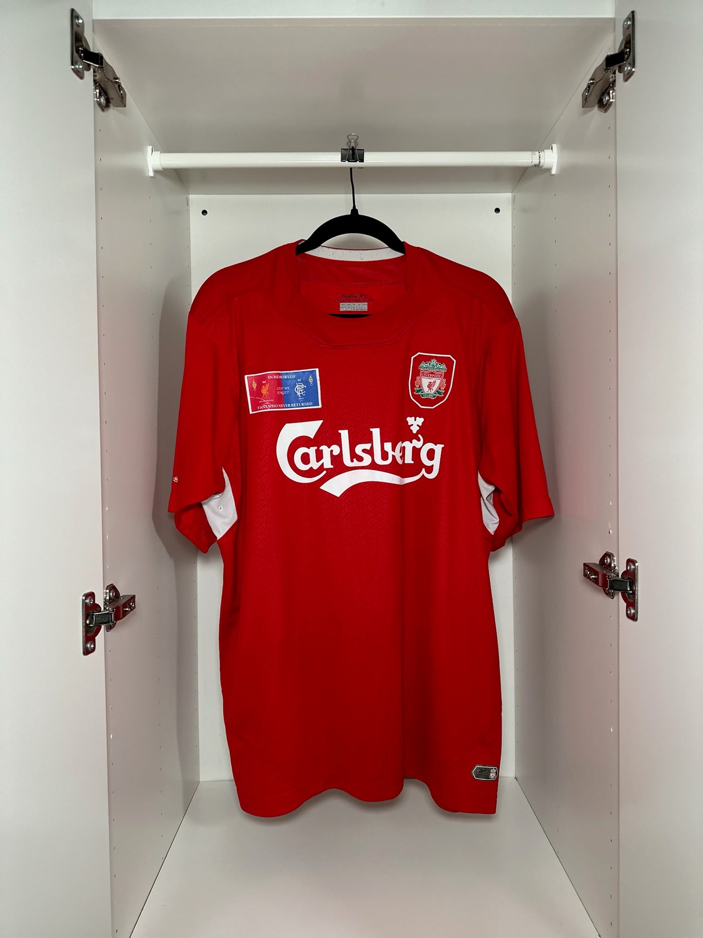 Liverpool Gerrard #8 - Reebook - 2004/2005 - HOME Kit